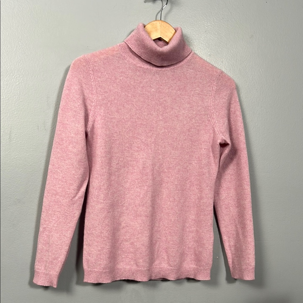 Cashmere Charter Club Pink Turtleneck Sweater size small